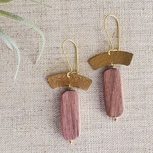 XUXA WOOD & BRASS EARRINGS